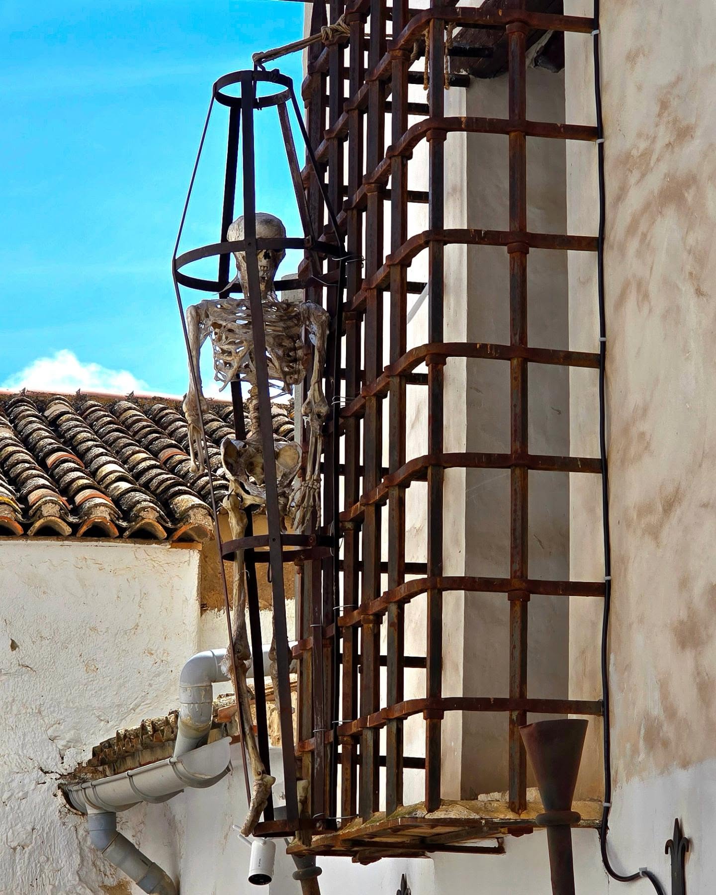 Ritualidad para la sombra, para el deseo salvífico, o para la individuación como acto político